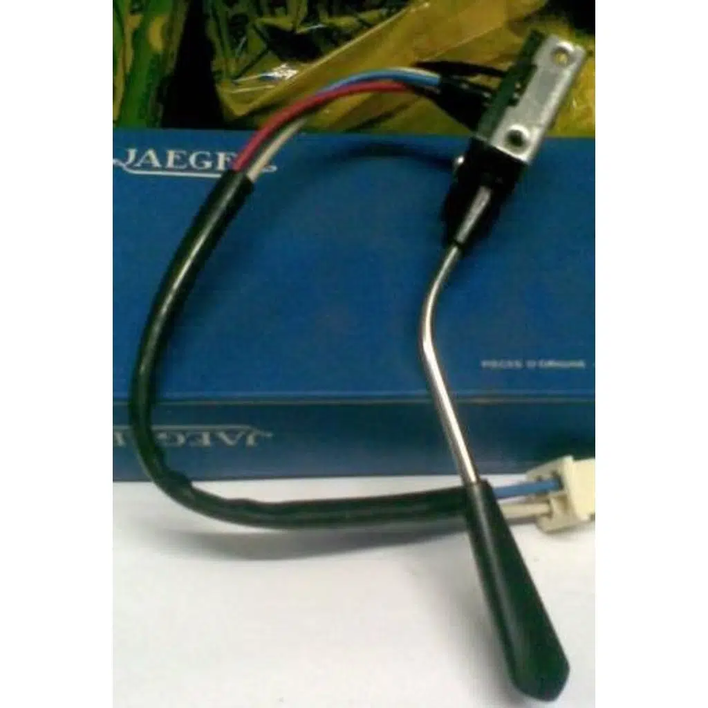 SİNYAL KOLU RENAULT R12 (1 AD )